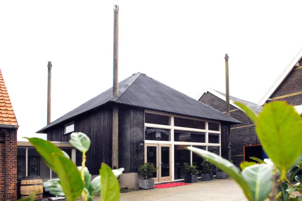 Woonboerderij en Showroom Mr. Higgins